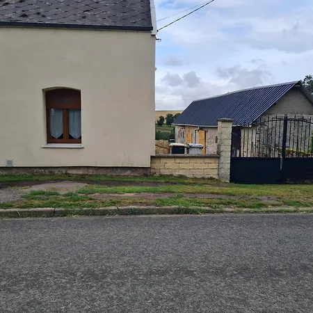 Le A La Campagne Apartment *